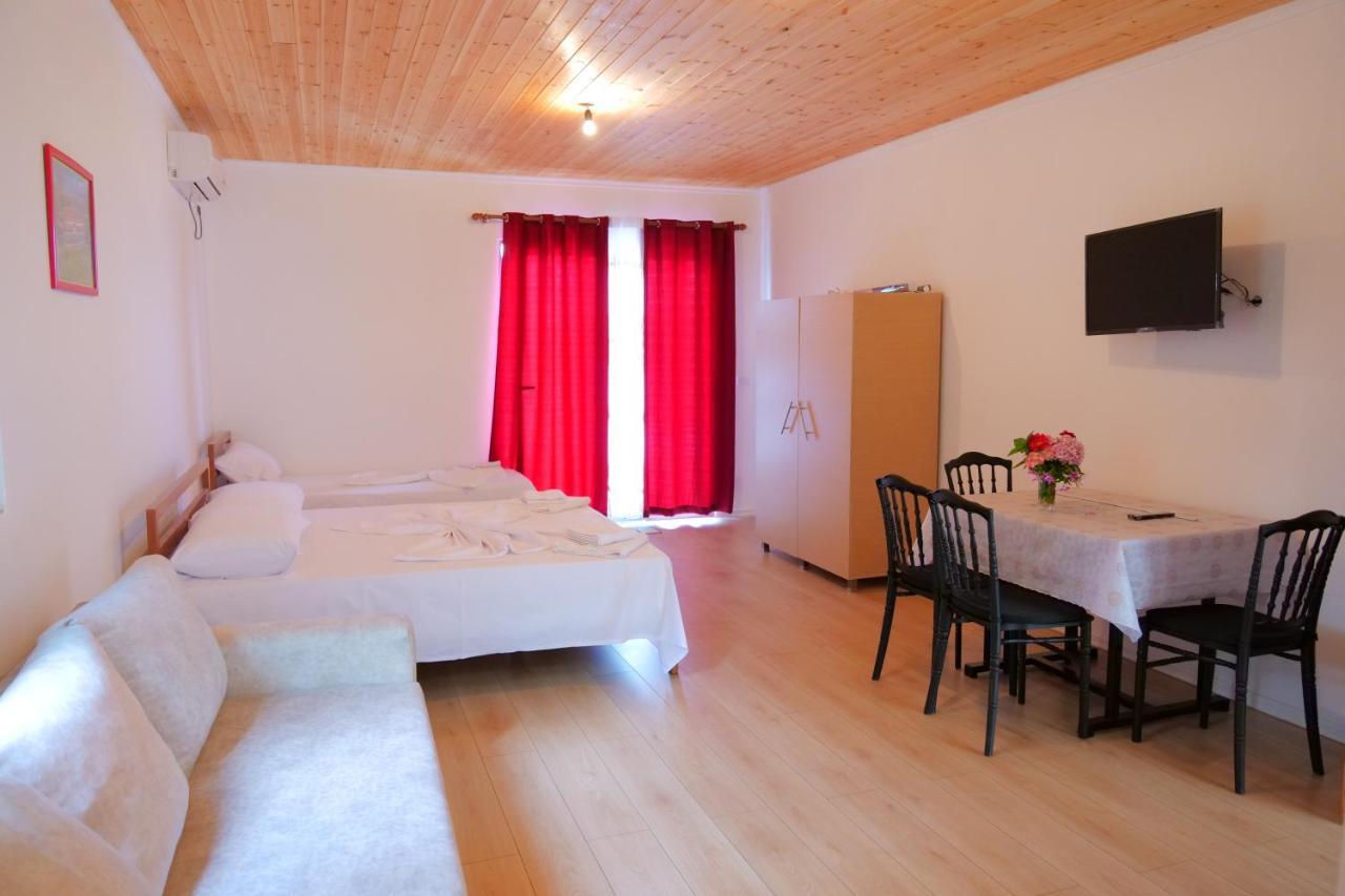 Guesthouse Panorama Nivice Sarande Ngoại thất bức ảnh
